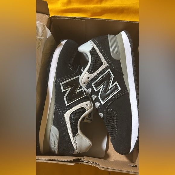New Balance Other - New balance 574 (size 11y ) bought the wrong size never worn